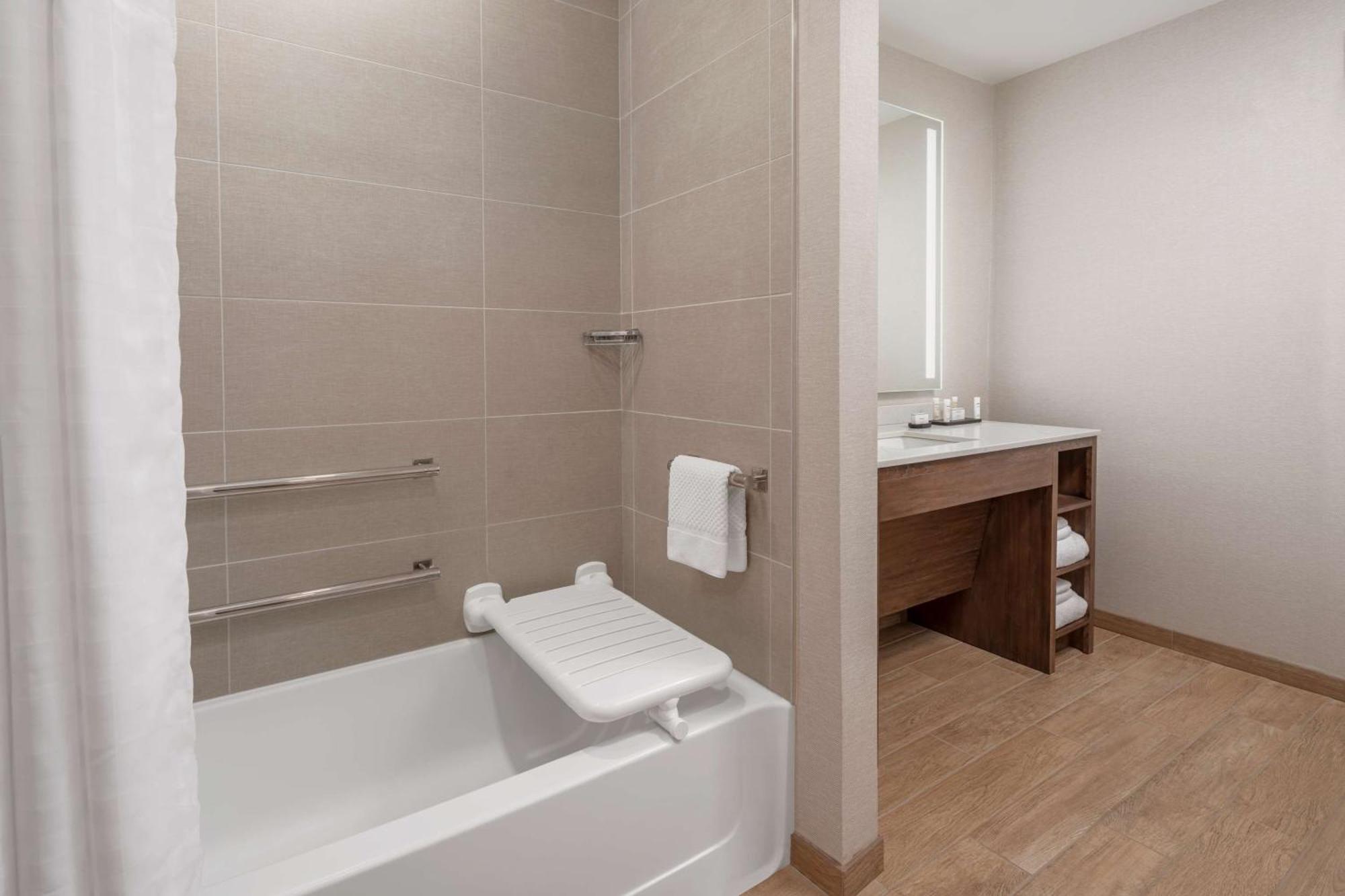 Embassy Suites By Hilton Charleston Harbor Mt. Pleasant Mount Pleasant Bagian luar foto